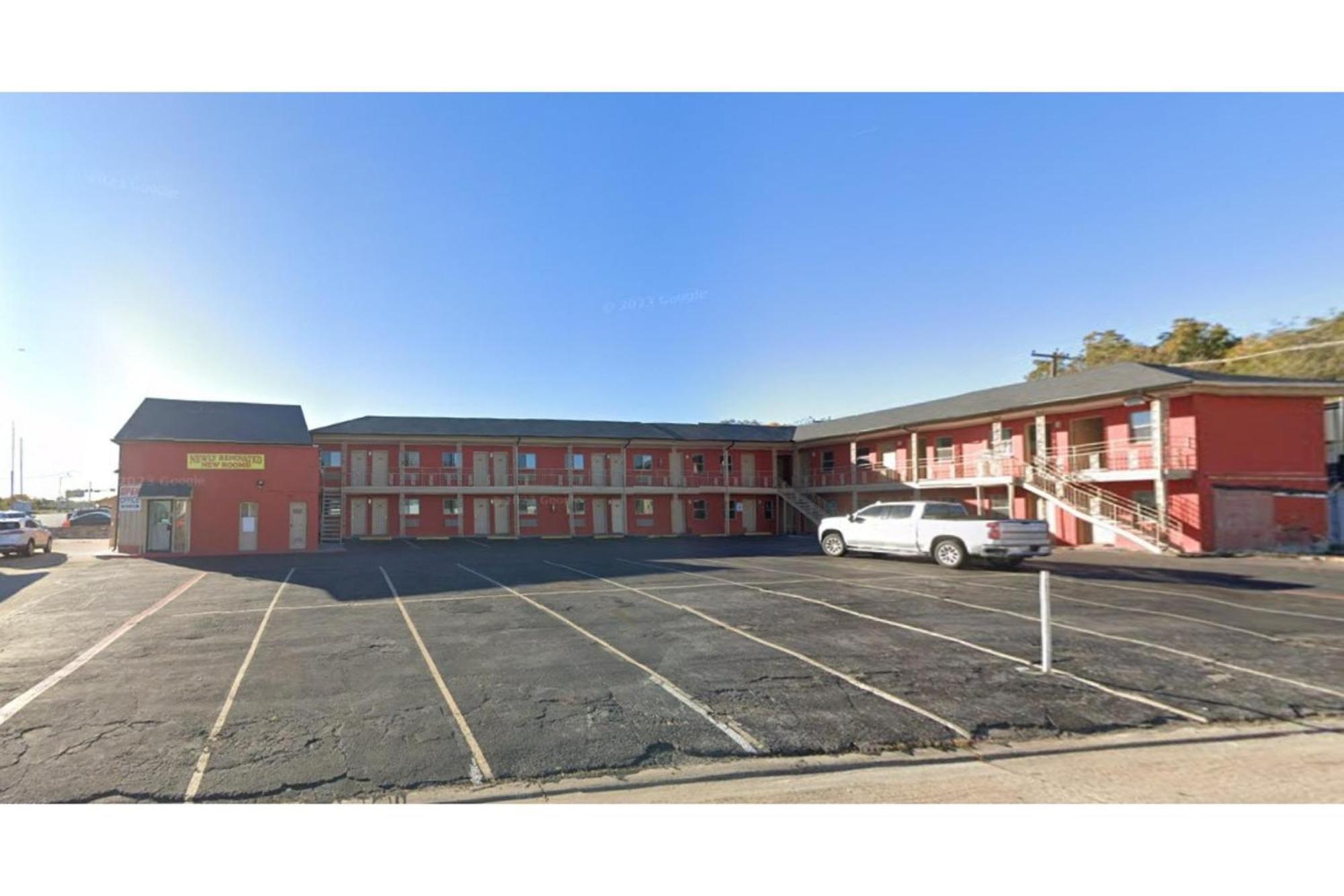 Exclusivo Inn By Oyo Grand Prairie, Tx エクステリア 写真