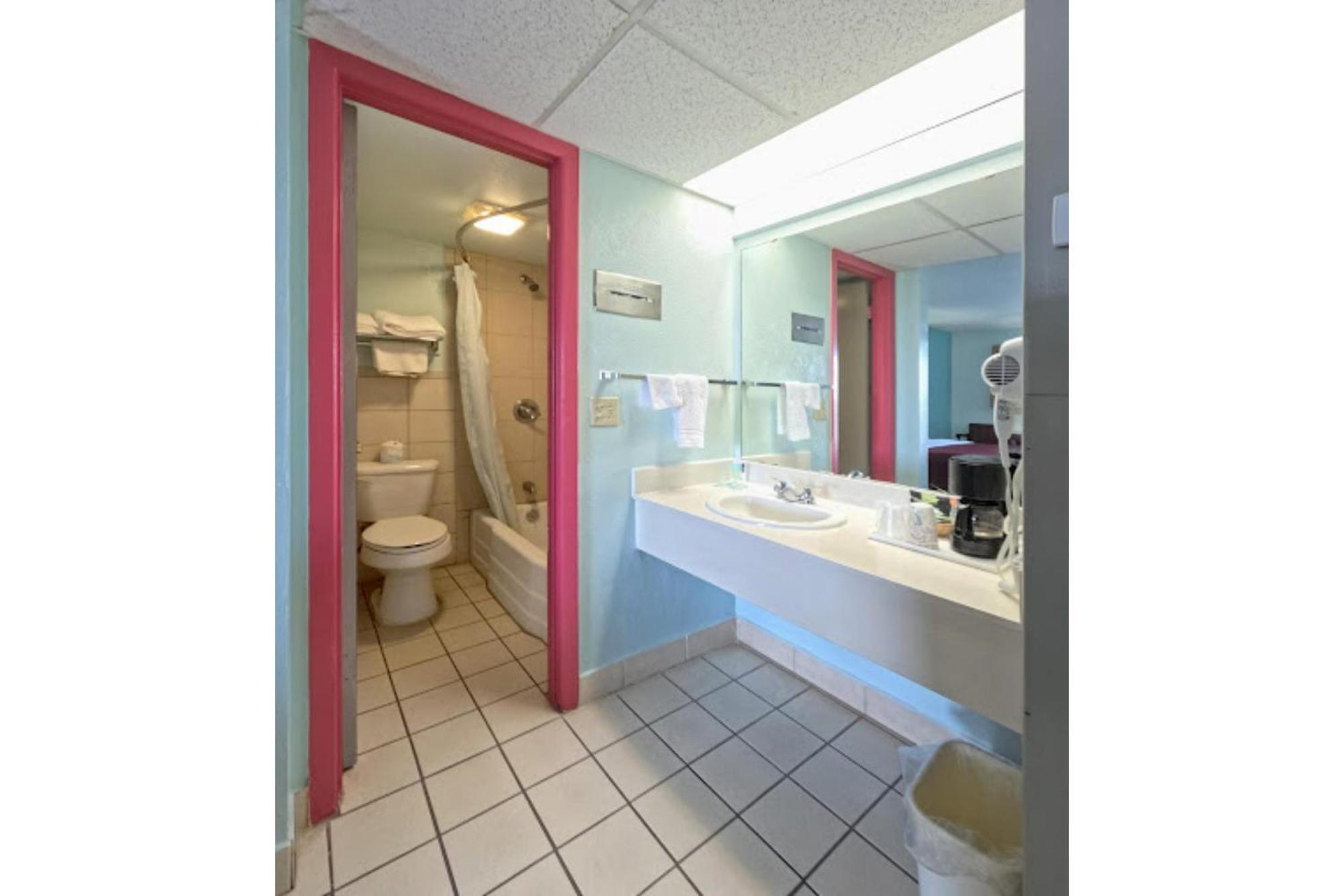 Exclusivo Inn By Oyo Grand Prairie, Tx エクステリア 写真